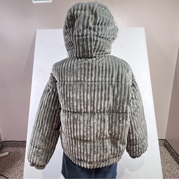 American Eagle Women’s Small Gray Soft Ribbed Textured Puffer Coat Jacket New - Picture 5 of 16